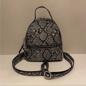 Steve Madden backpack purse